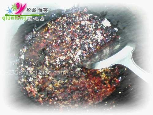 油浸香辣小鱼做法的详细图解 