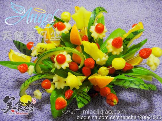 另类插花:水果花篮