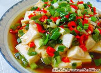 剁椒蒸豆腐 