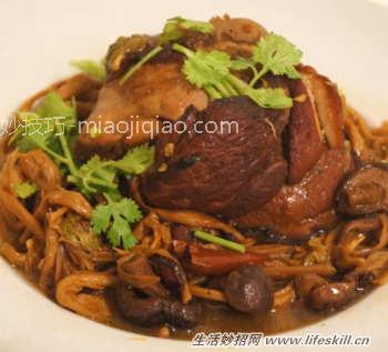 家常菜红烧肘子的做法 