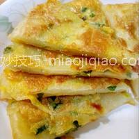 鸡蛋葱油饼的做法