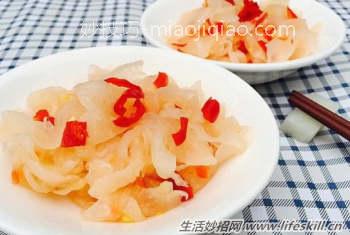 年后刮油清爽小菜--酸辣萝卜的做法