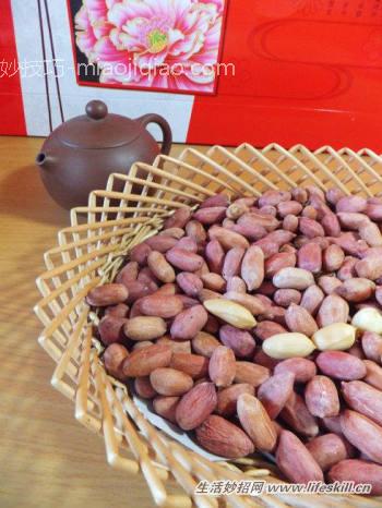 秘制五香花生米 