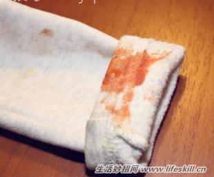 怎样去除衣服上的苍蝇胶?