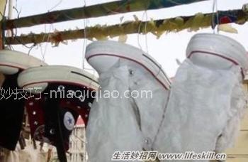 如何让泛黄的帆布鞋白回来?