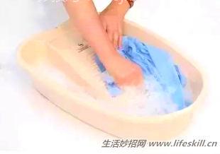 如何去除掉印在衣服上的字?