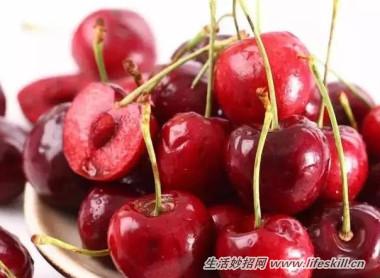 衣服沾上车厘子汁,怎样快速清洗掉?