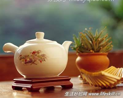 泡茶用不锈钢保温杯适合吗?