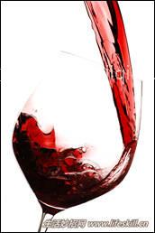 每天喝二杯葡萄酒能保护我的心脏吗?