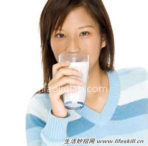 早餐喝“蜜枣优酪乳”,给你通畅好气色!