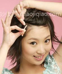 发型:巧用发夹 让短发可爱升级