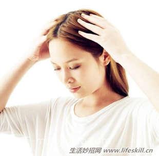 头发总是掉掉掉?不妨试试这些小秘方